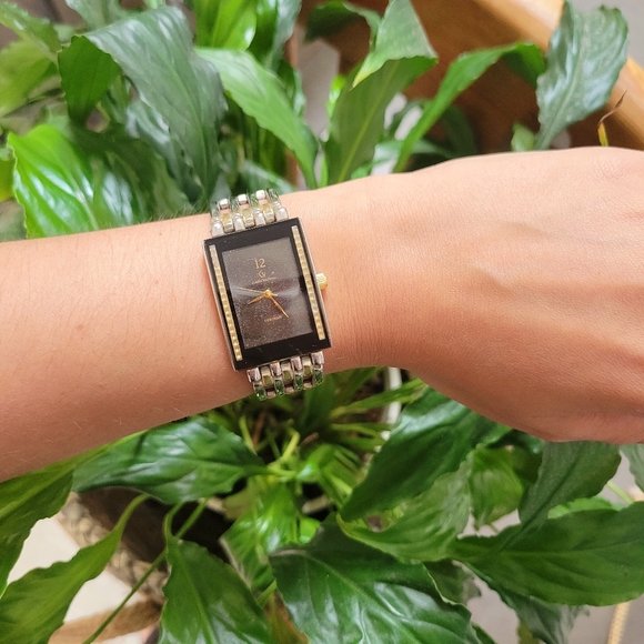 Claude Valentini Debonair Classic Quartz Watch - Picture 1 of 10